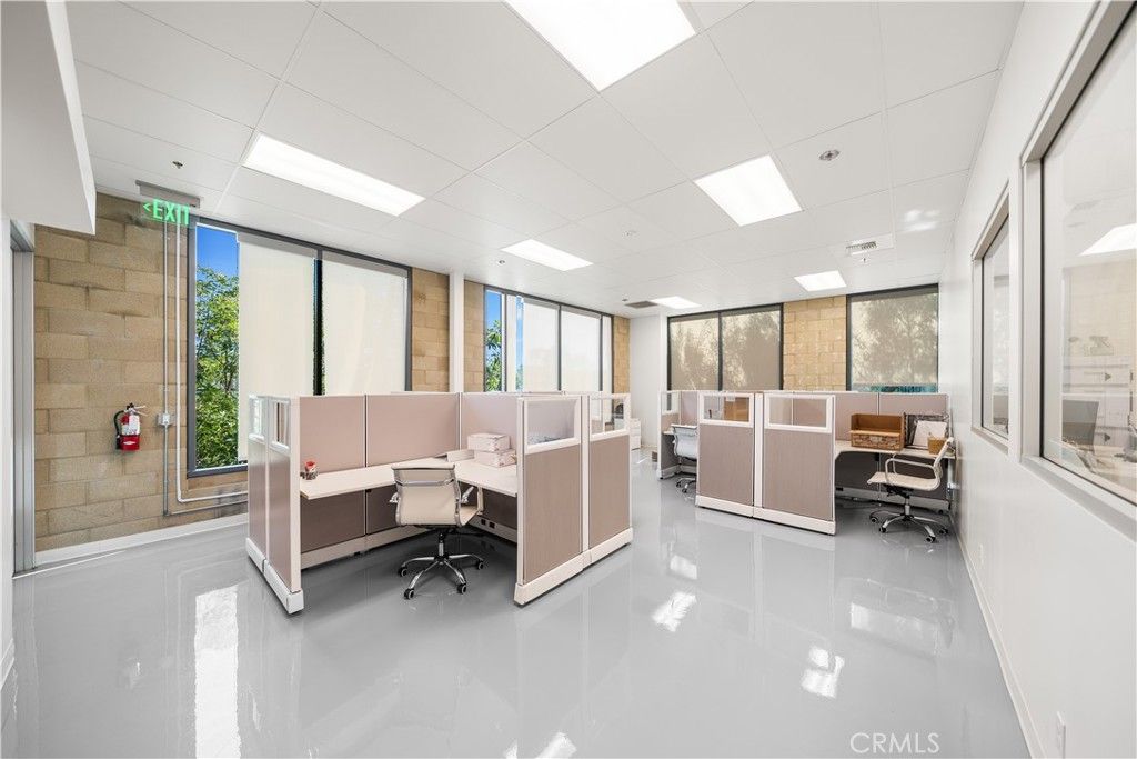 Home Office, Interior, Recessed Lighting, Stone Walls