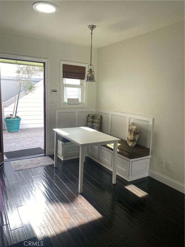 Dining room, Interior, Pendant Lights, Recessed Lighting, Wood Texture Flooring