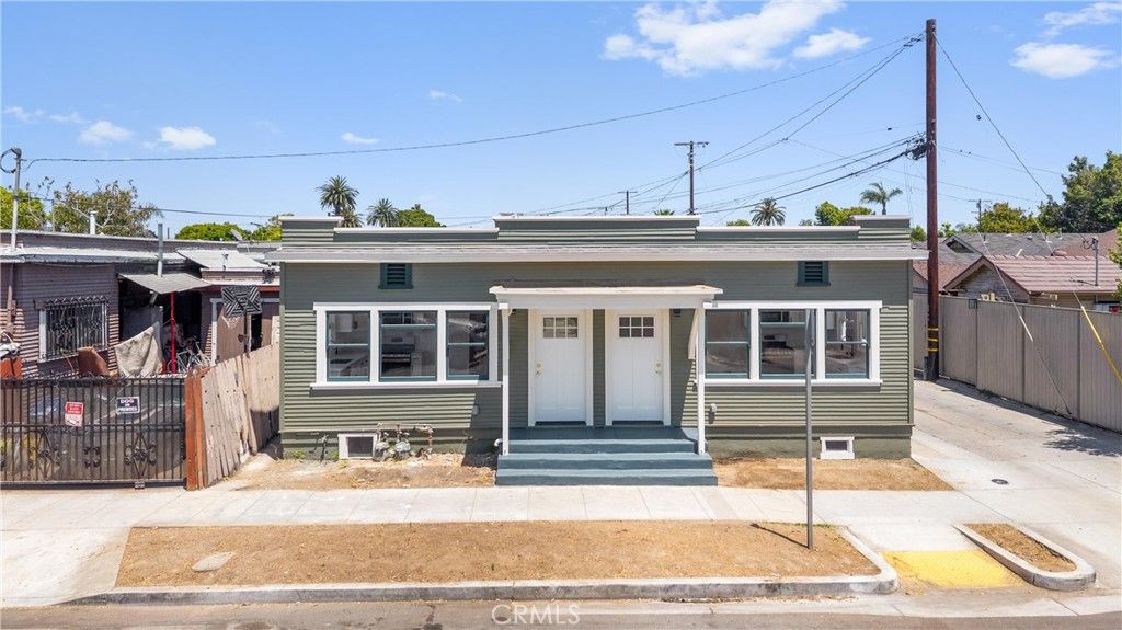 Exterior, Facade, Cape Cod