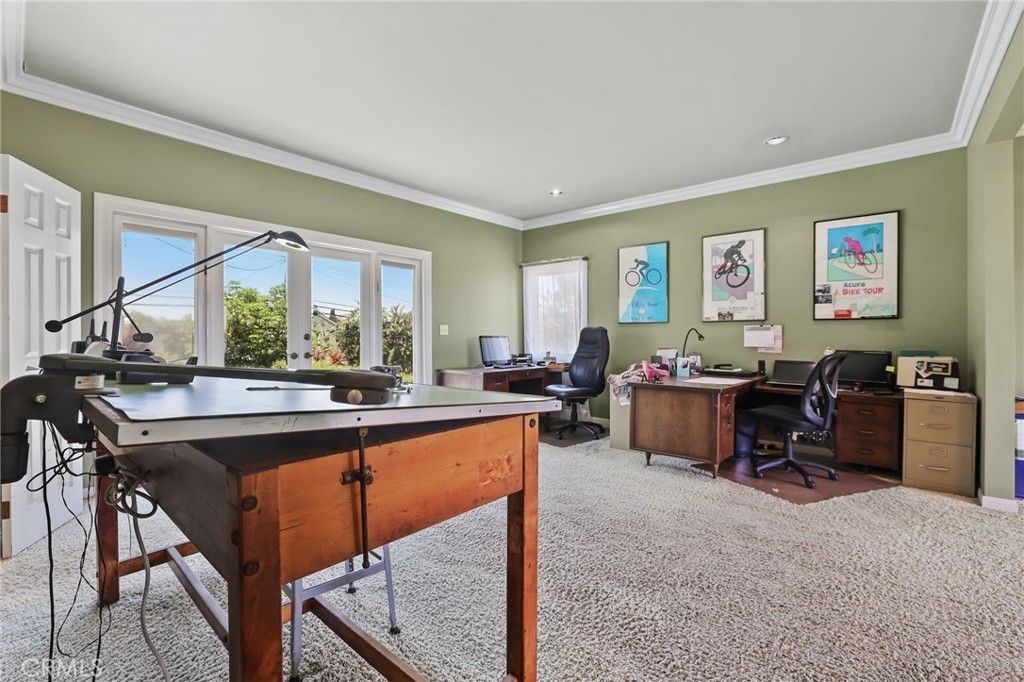 Game Room, Home Office, Interior, Recessed Lighting