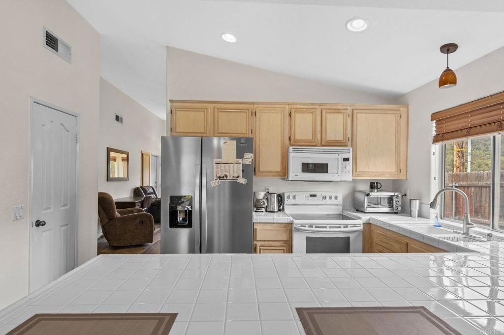 Interior, Kitchen, Pendant Lights, Recessed Lighting, Tile Countertops