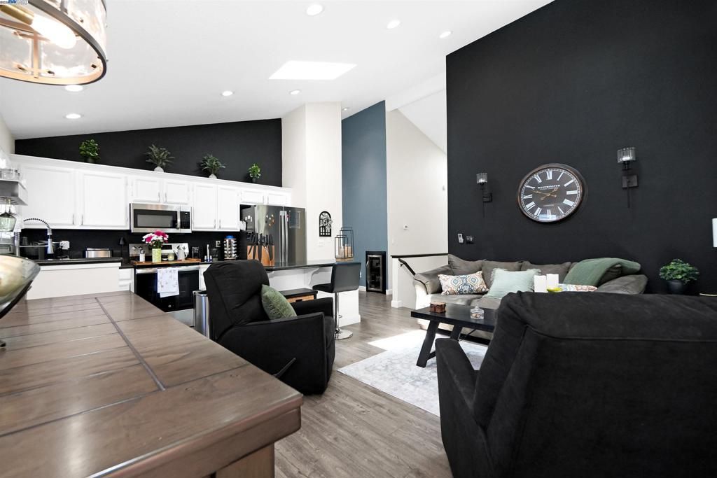 Dining room, Interior, Kitchen, Living room, Recessed Lighting, Wood Texture Flooring