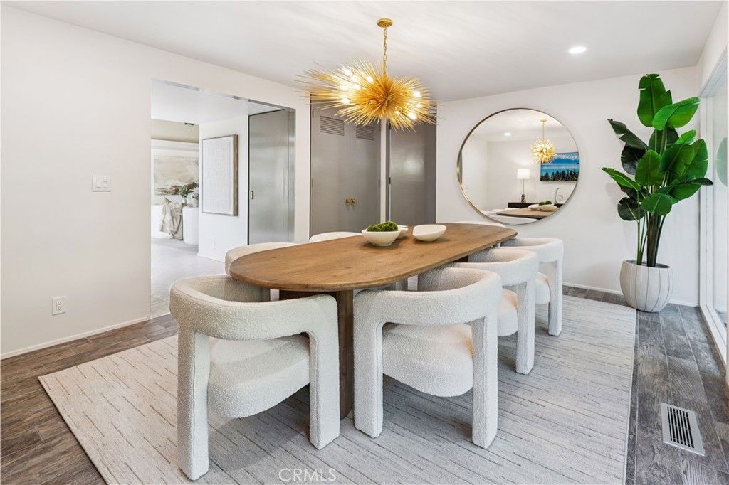 Dining room, Interior, Pendant Lights, Recessed Lighting, Wood Texture Flooring