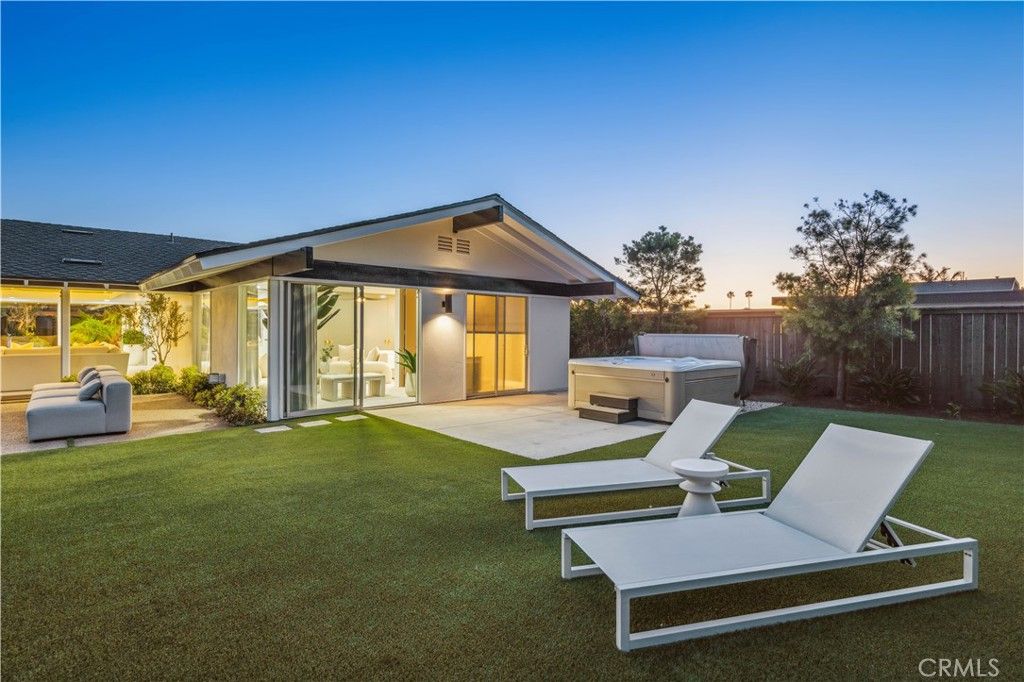 Backyard, Exterior, Hot Tub