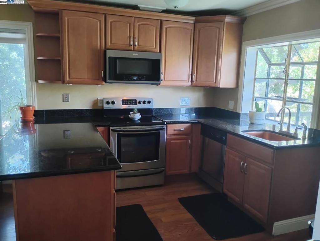 Interior, Kitchen, Wood Texture Flooring