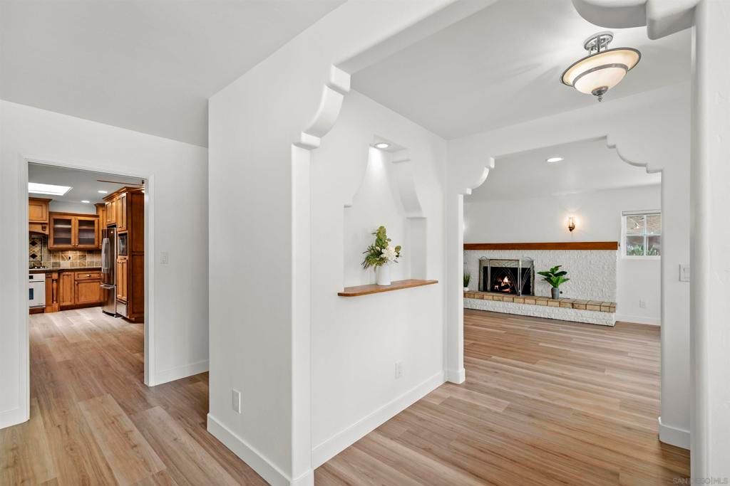 Fireplace, Interior, Kitchen, Recessed Lighting, Wood Texture Flooring