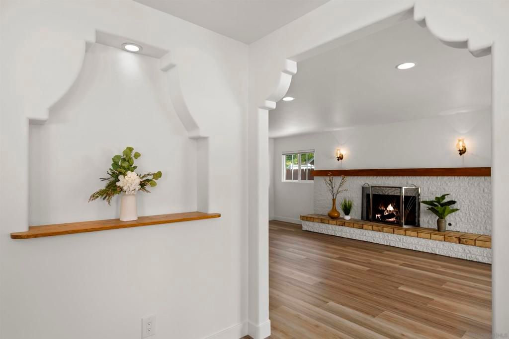 Fireplace, Interior, Recessed Lighting, Wood Texture Flooring
