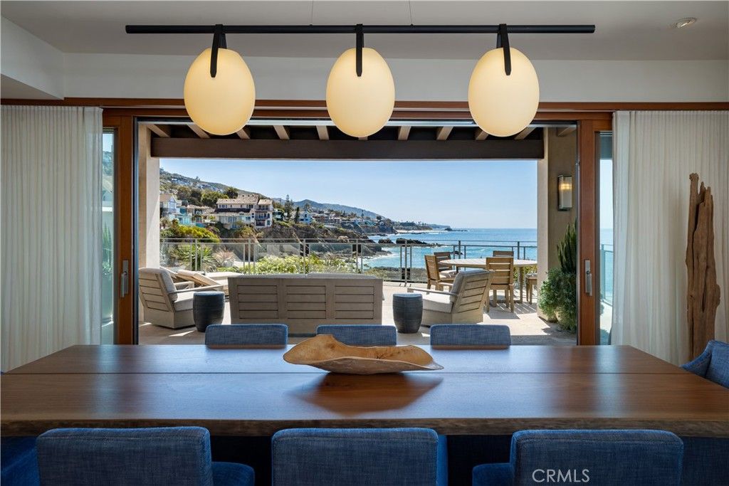 Dining room, Interior, Pendant Lights, Water