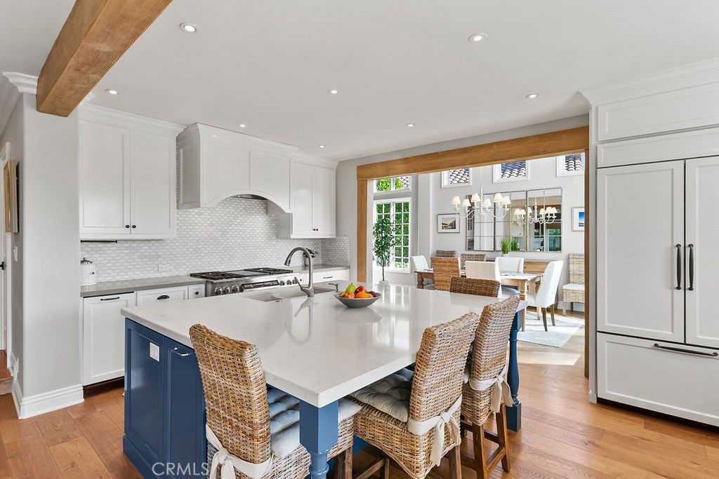 Dining room, Interior, Kitchen, Recessed Lighting, Stainless Steel Appliances, Wooden Beams, Wood Texture Flooring