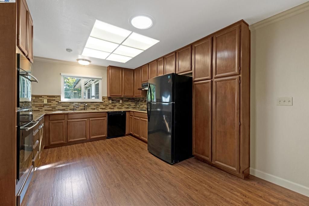 Interior, Kitchen, Wood Texture Flooring