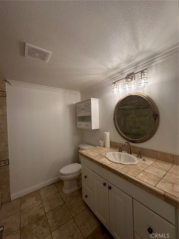Bathroom, Interior, Tile Countertops