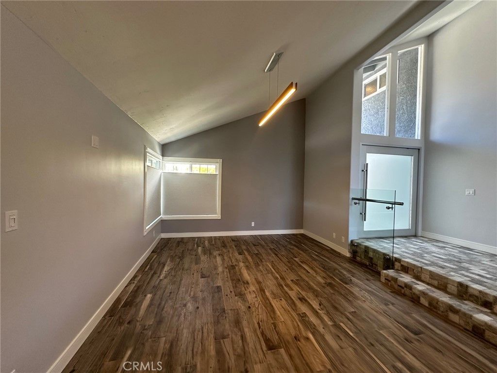 Empty room, Interior, Pendant Lights, Wood Texture Flooring