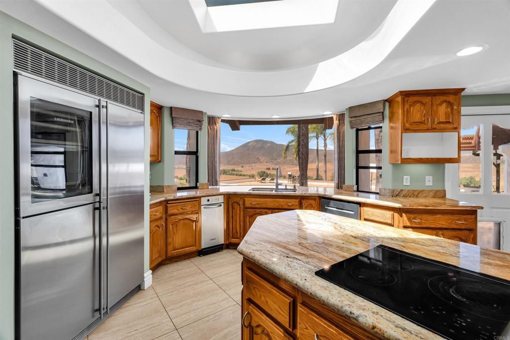 Interior, Kitchen, Recessed Lighting