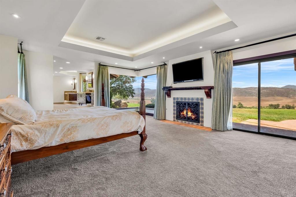 Bedroom, Fireplace, Interior, Recessed Lighting