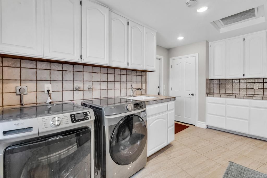 Interior, Recessed Lighting, Washer