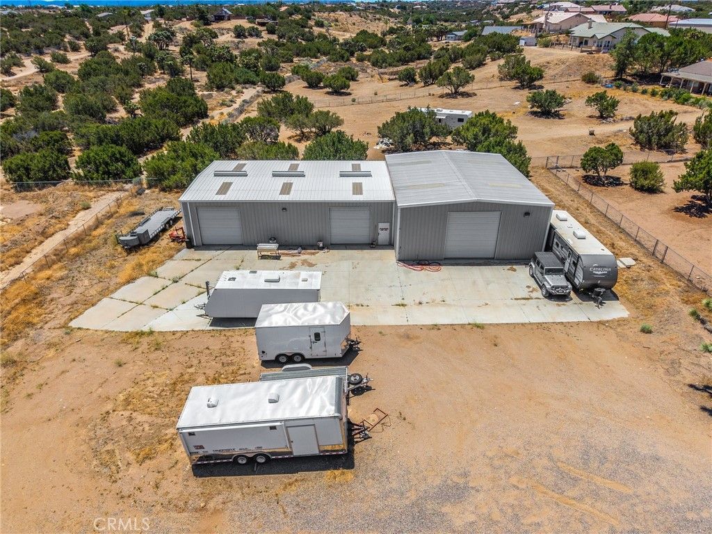 Exterior, Drone