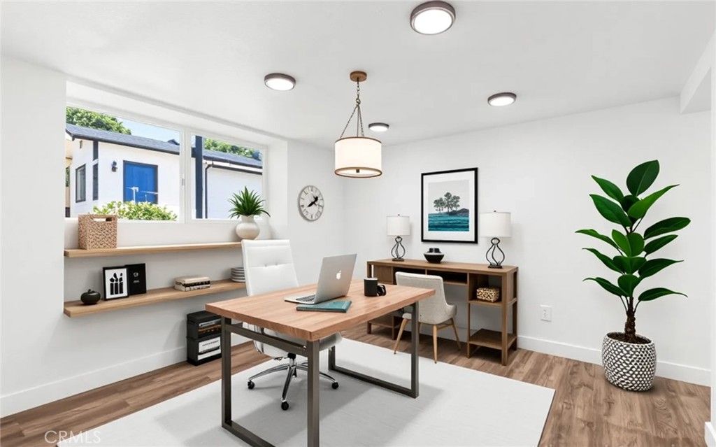 Home Office, Interior, Pendant Lights, Recessed Lighting, Wood Texture Flooring