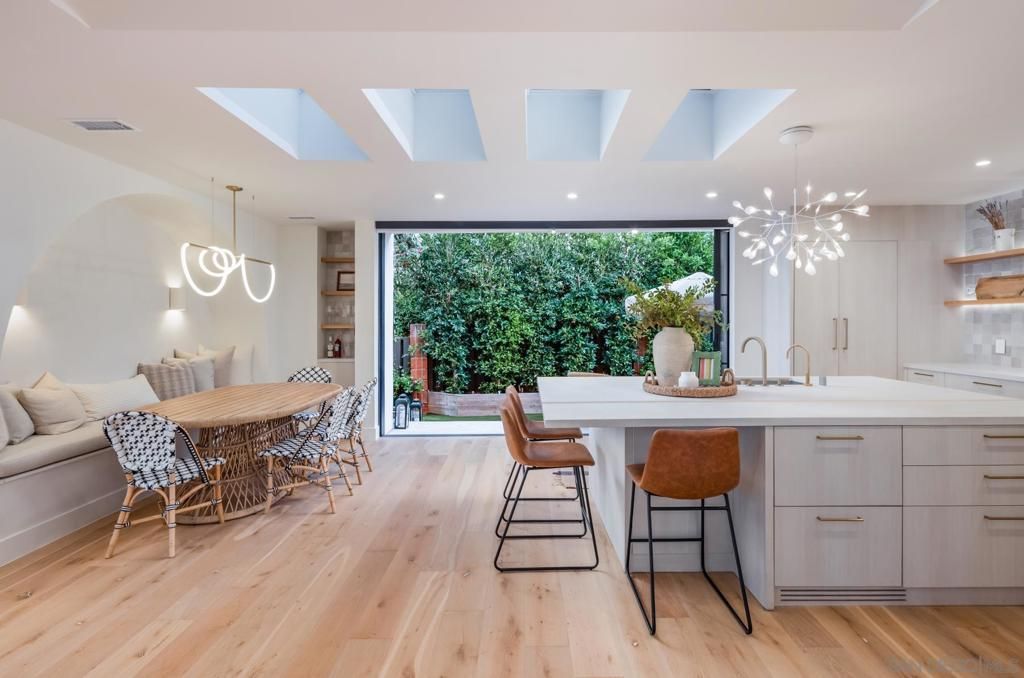 Dining room, Interior, Pendant Lights, Recessed Lighting, Wood Texture Flooring
