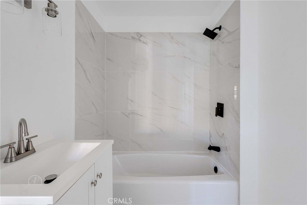 Bathroom, Interior, Marble Walls