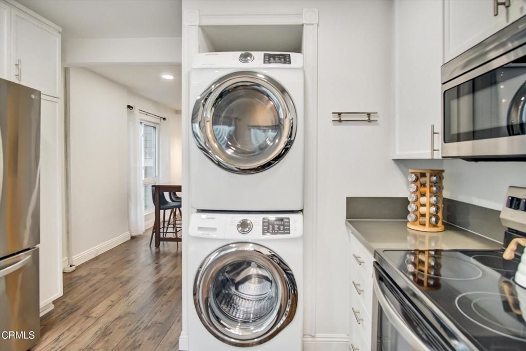 Interior, Kitchen, Recessed Lighting, Utility Closets, Washer, Wood Texture Flooring