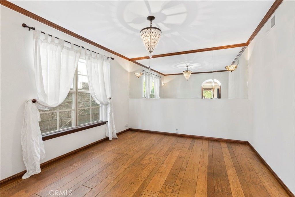 Chandelier, Empty room, Interior, Wood Texture Flooring