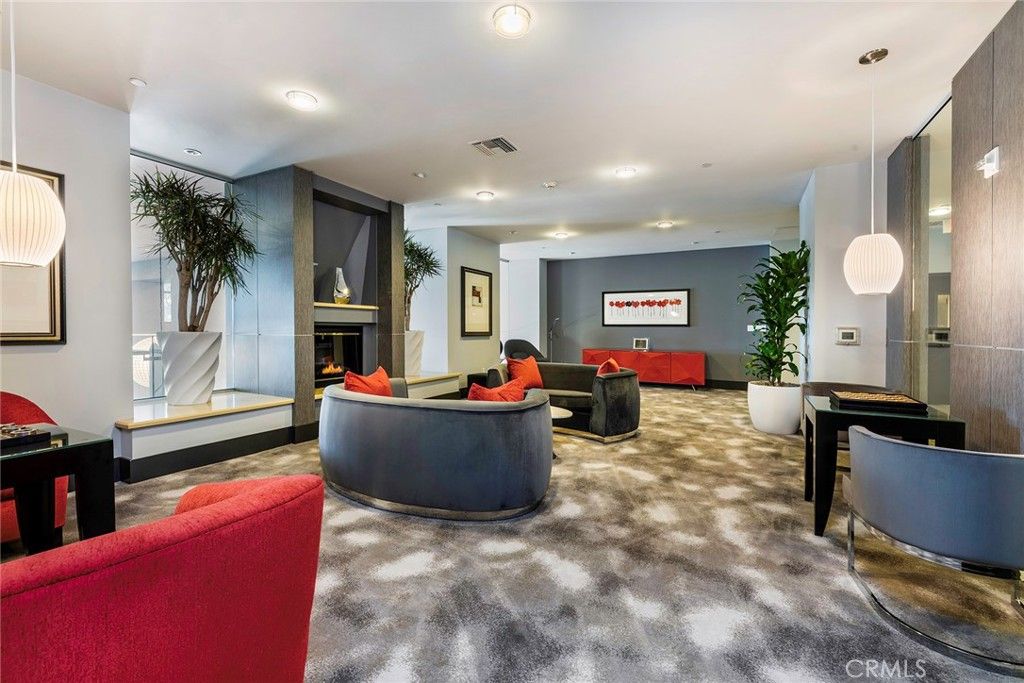 Fireplace, Interior, Living room, Recessed Lighting