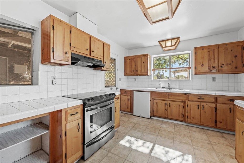 Interior, Kitchen, Stainless Steel Appliances, Tile Countertops