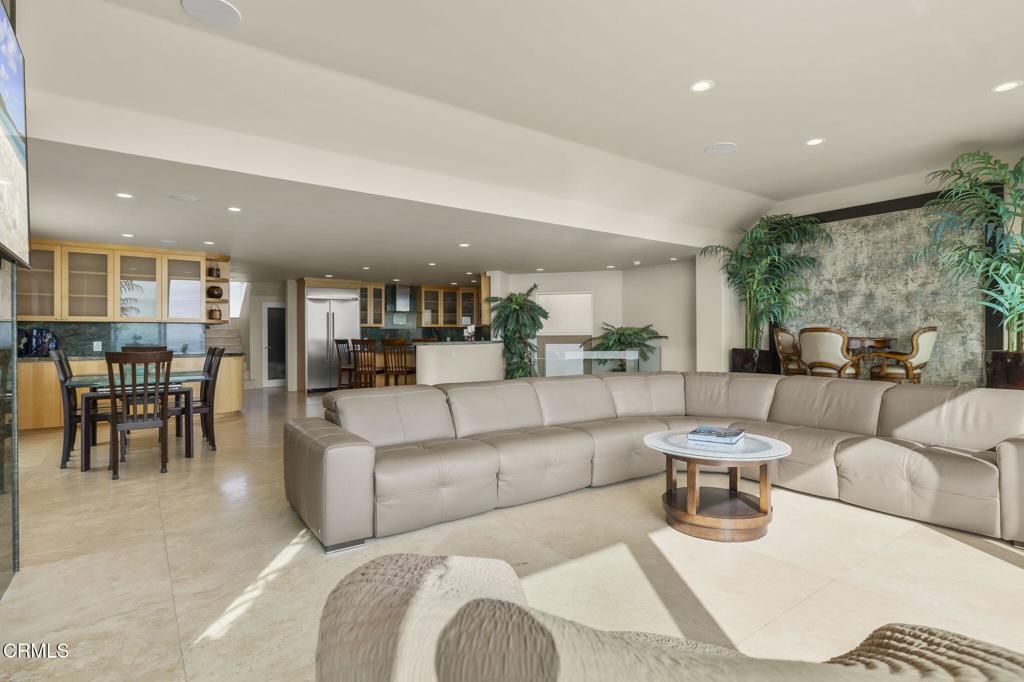 Dining room, Interior, Kitchen, Living room, Recessed Lighting