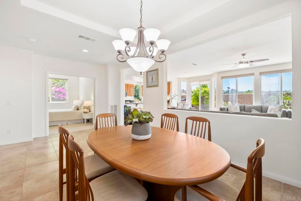 Chandelier, Dining room, Interior, Living room, Recessed Lighting