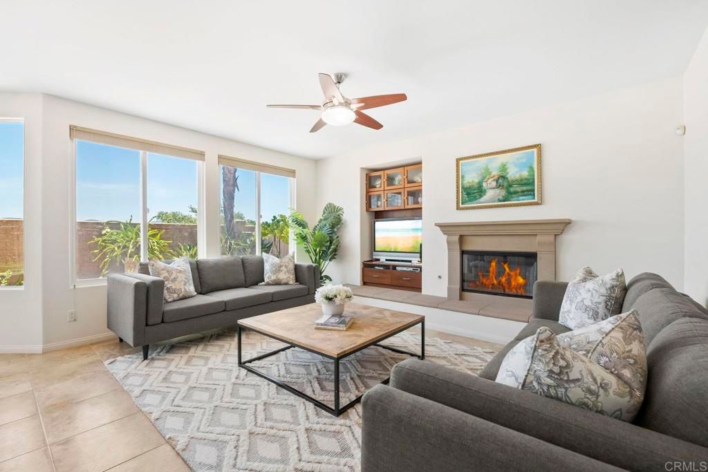Fireplace, Interior, Living room