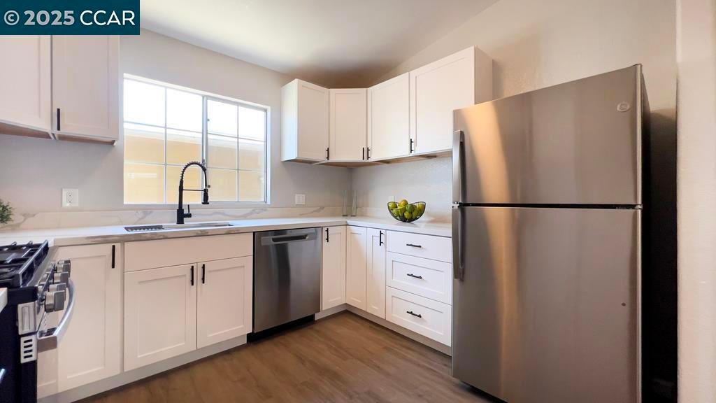 Interior, Kitchen, Stainless Steel Appliances, Wood Texture Flooring