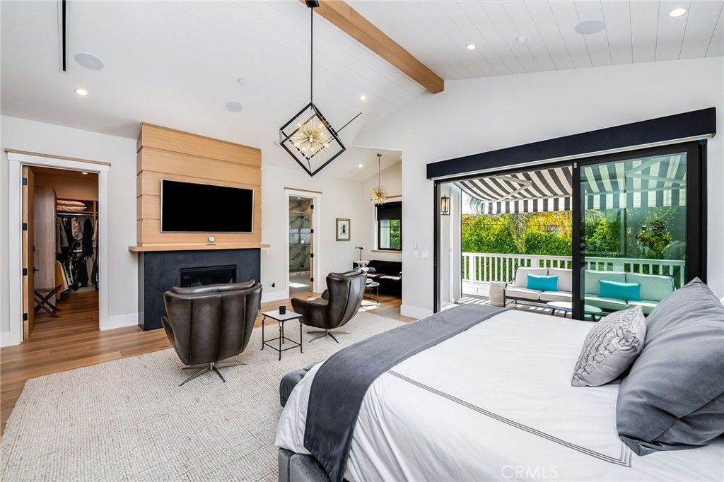 Bedroom, Fireplace, Interior, Pendant Lights, Recessed Lighting, Wooden Beams, Wood Texture Flooring