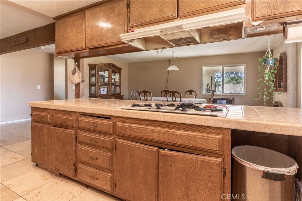 Interior, Kitchen, Pendant Lights, Tile Countertops