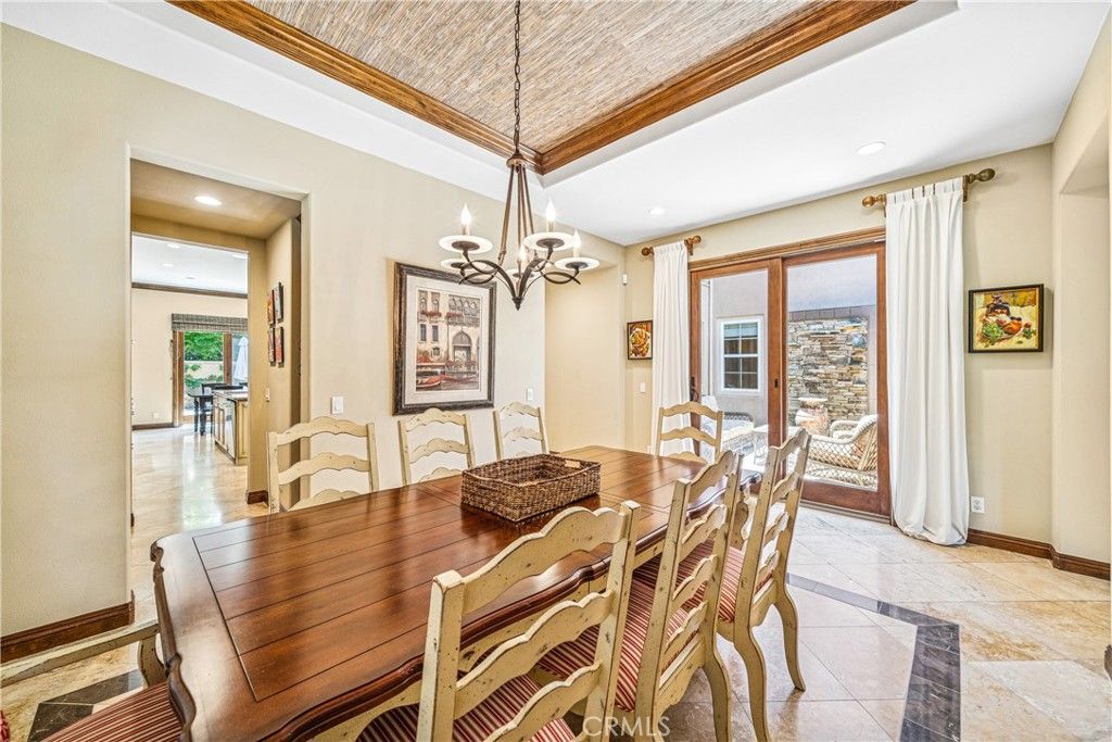 Chandelier, Dining room, Interior, Recessed Lighting