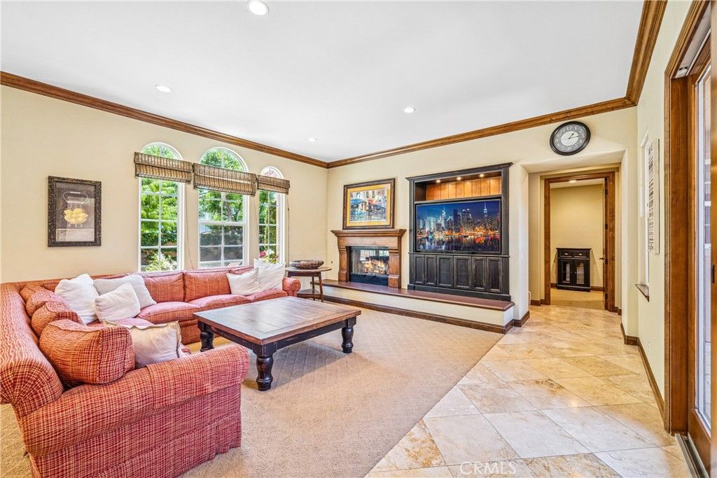 Fireplace, Interior, Living room, Recessed Lighting