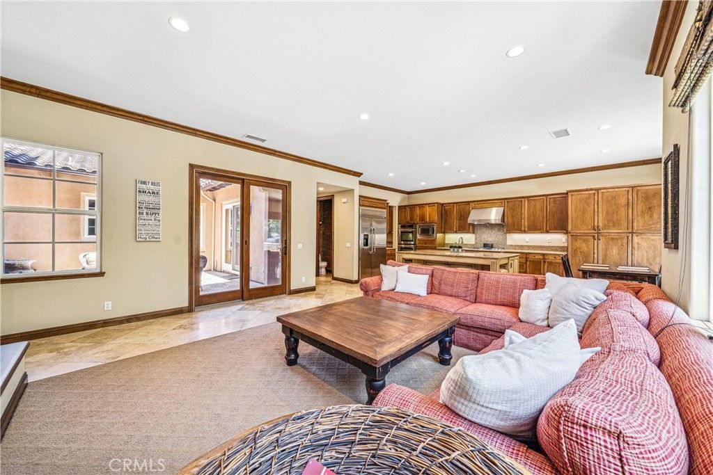 Interior, Kitchen, Living room, Recessed Lighting, Stainless Steel Appliances