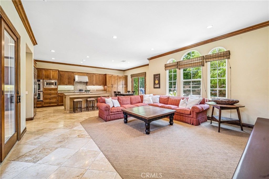 Interior, Kitchen, Living room, Recessed Lighting, Stainless Steel Appliances