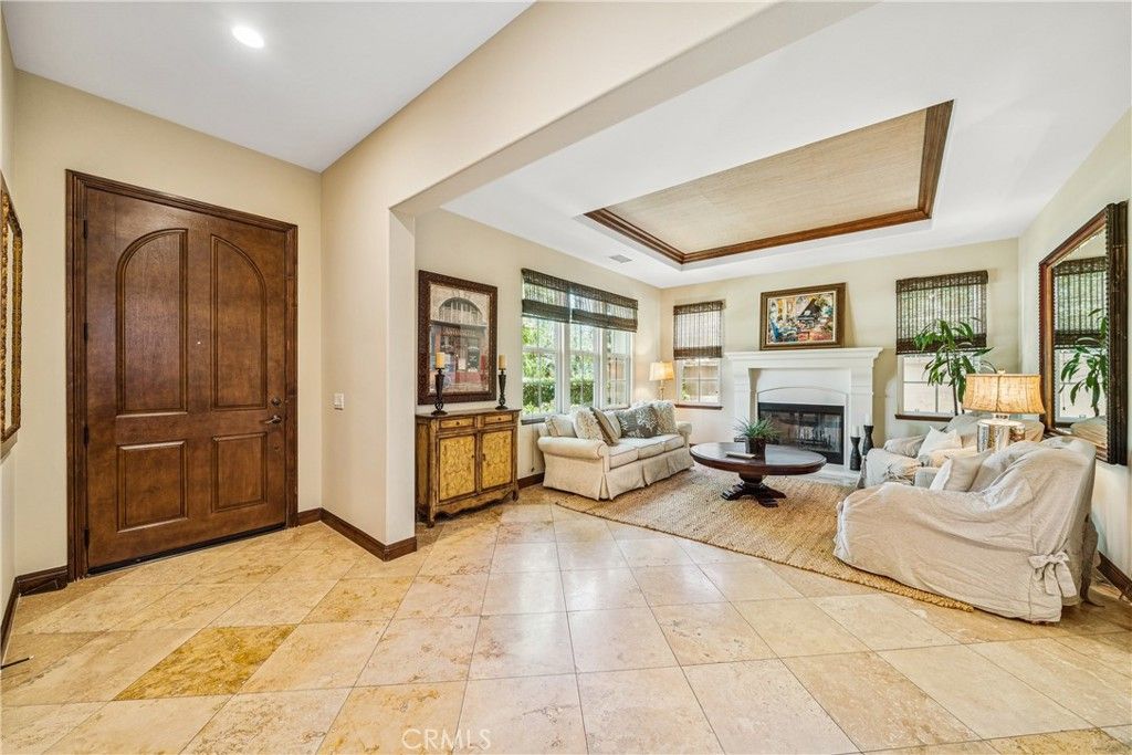 Fireplace, Interior, Living room, Recessed Lighting