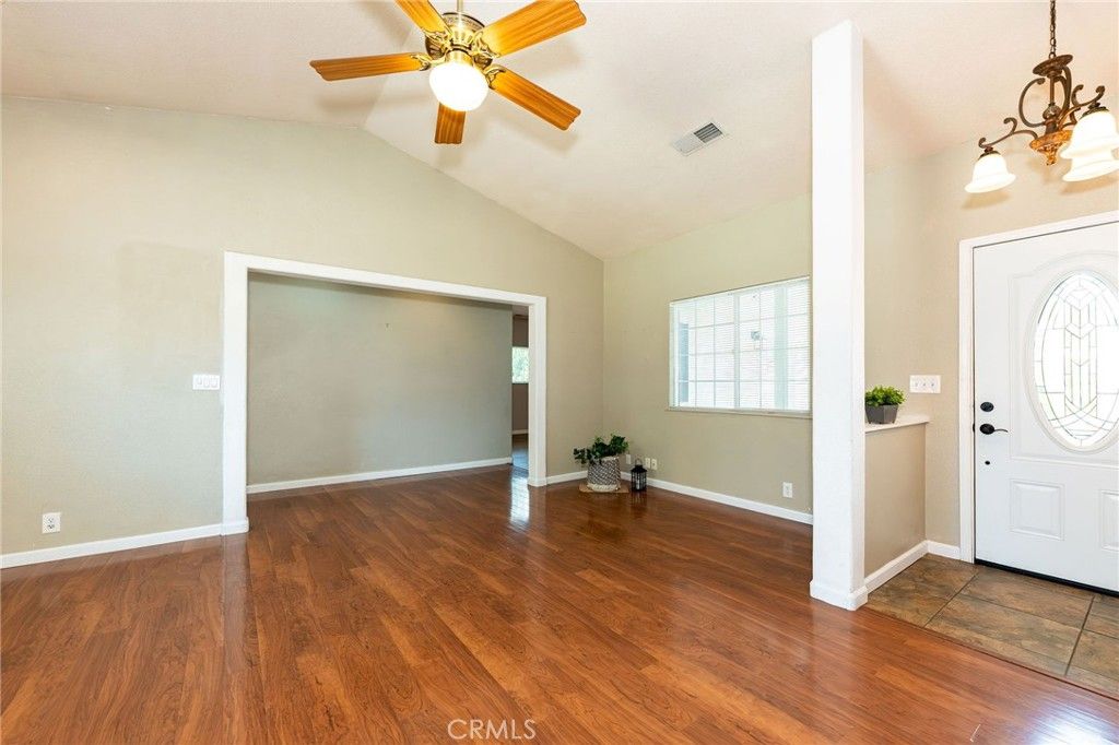 Empty room, Interior, Pendant Lights, Wood Texture Flooring