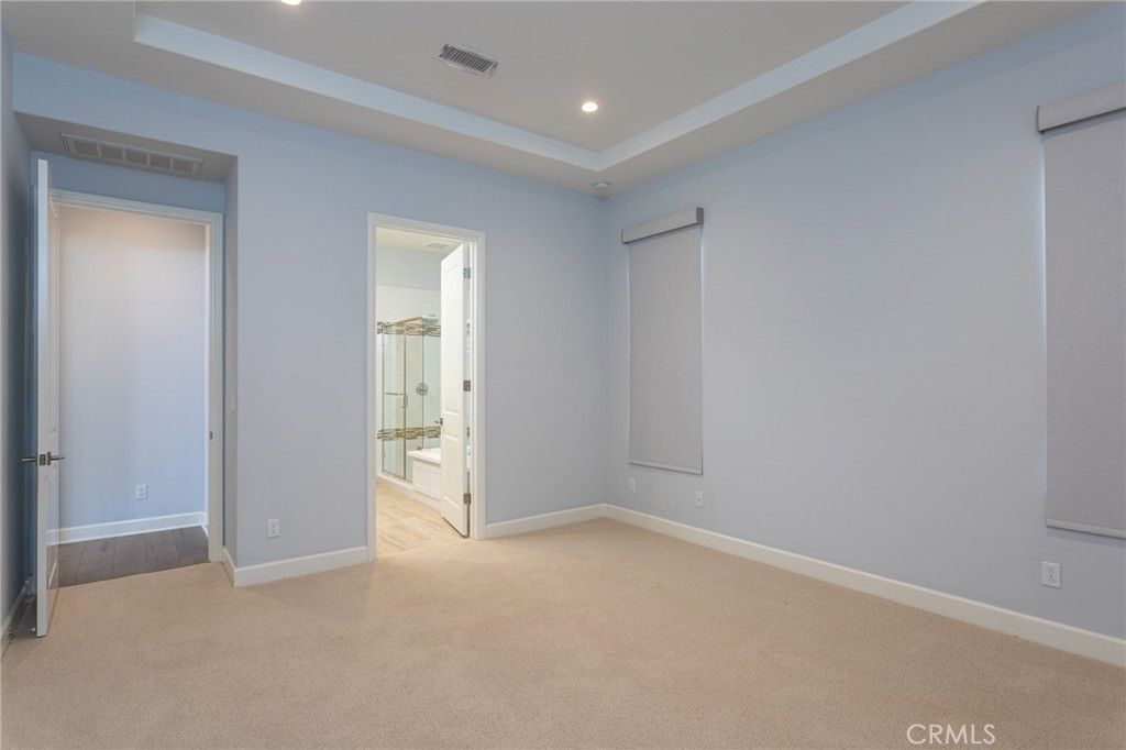 Bathroom, Empty room, Interior, Recessed Lighting