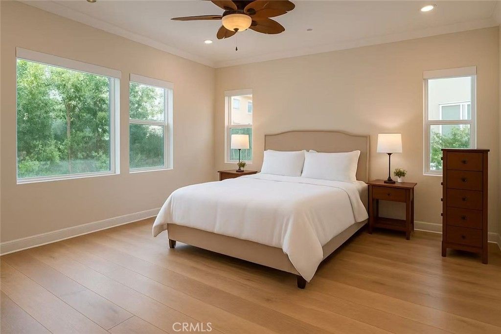 Bedroom, Interior, Recessed Lighting, Wood Texture Flooring
