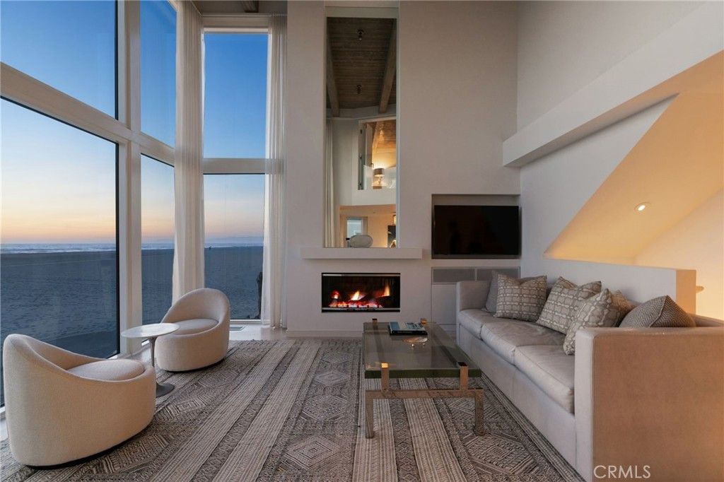 Fireplace, Interior, Living room, Recessed Lighting, Water