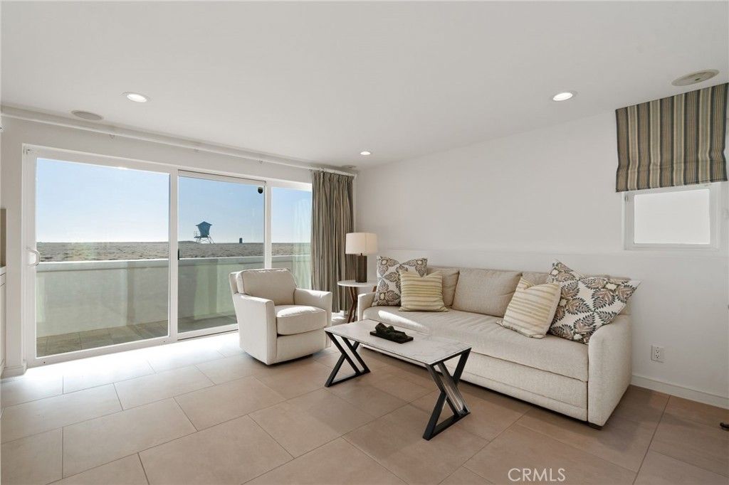 Interior, Living room, Recessed Lighting, Water