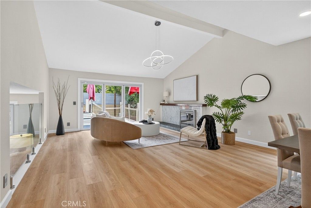 Fireplace, Interior, Living room, Pendant Lights, Recessed Lighting, Wood Texture Flooring