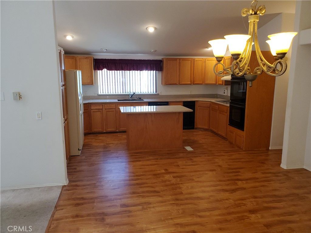 Chandelier, Interior, Kitchen, Recessed Lighting, Wood Texture Flooring