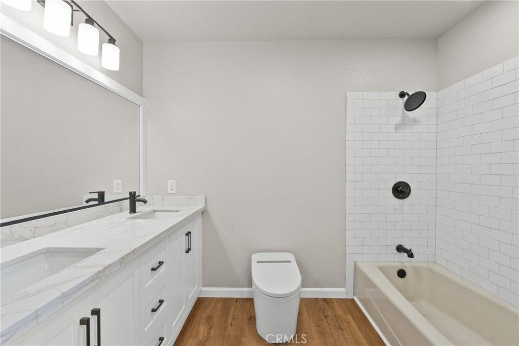 Bathroom, Dual Sink Vanities, Interior, Wood Texture Flooring