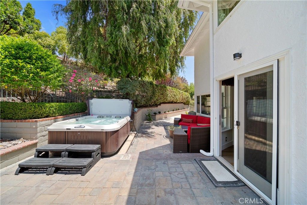 Exterior, Hot Tub