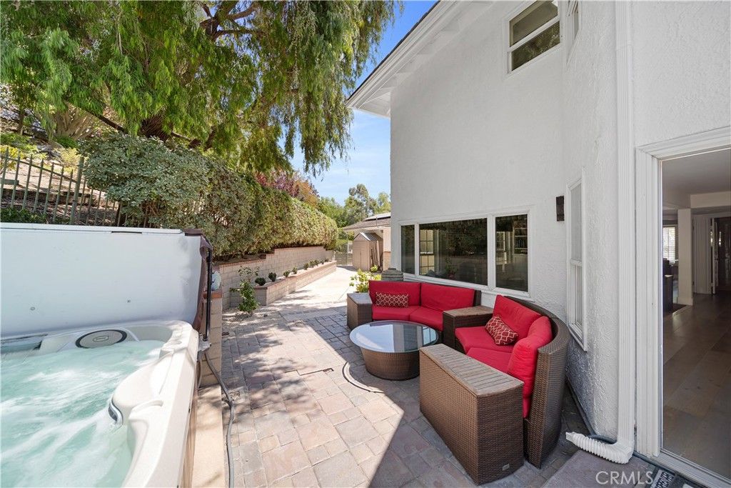 Exterior, Hot Tub