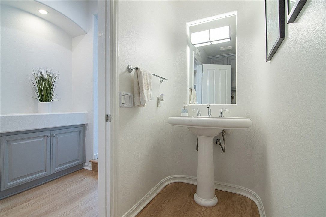 Bathroom, Interior, Recessed Lighting, Wood Texture Flooring