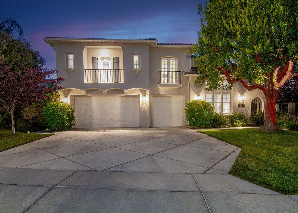 Attached, Backyard, Exterior, Facade, Mediterranean